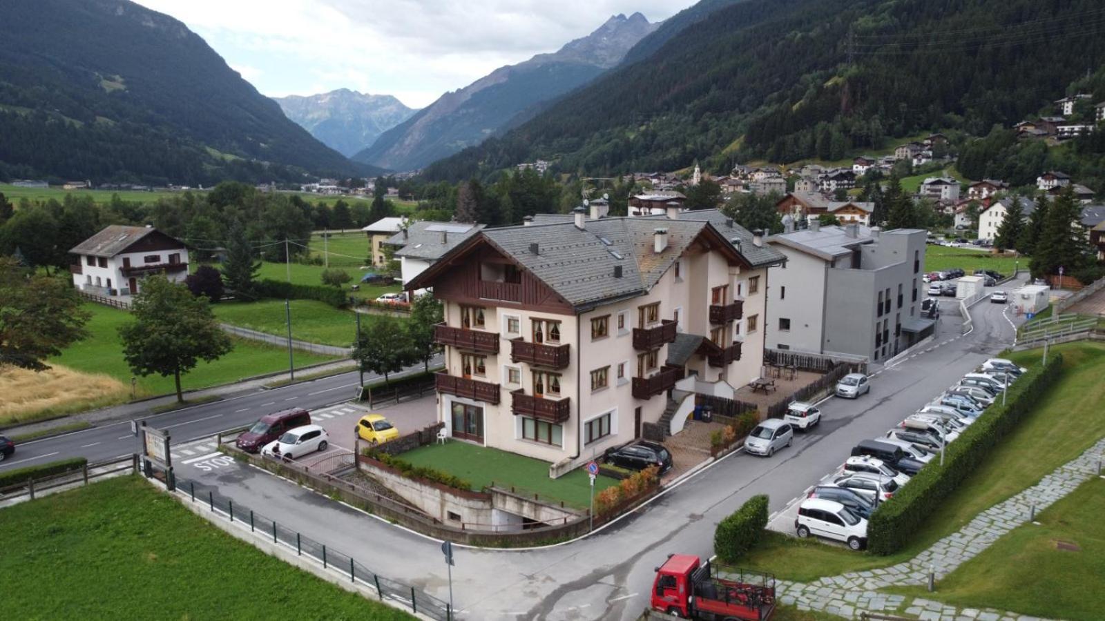 Appartamenti Serena Борміо Екстер'єр фото